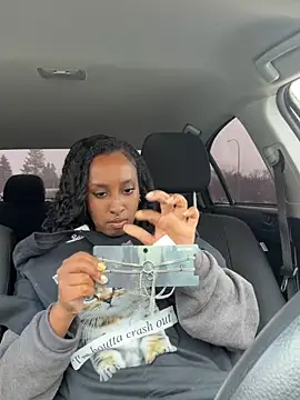 Your Paris online show from March 16, 5:59 pm