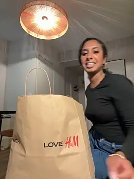 Your Paris online show from May 6, 7:51 pm