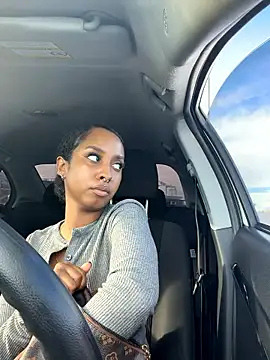 Your Paris online show from January 12, 7:31 pm