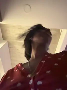 Your Paris online show from February 20, 8:38 am