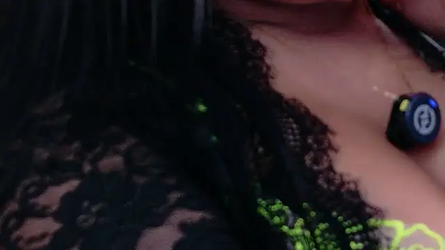Evangeline Taylorr online show from June 24, 2:26 pm