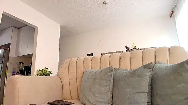 brithanybrown online show from March 12, 12:31 pm