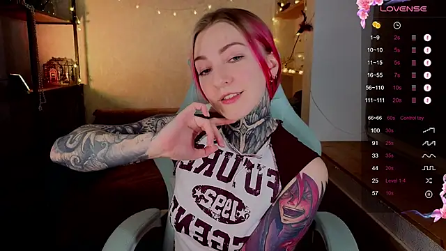 Roxy      online show from January 16, 8:13 pm