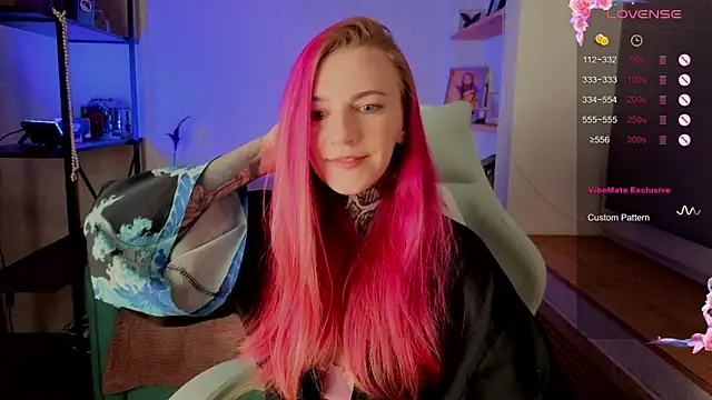 Roxy      online show from November 12, 5:44 am