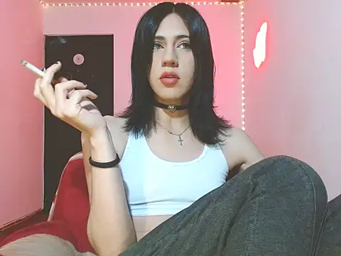 lucydreamm online show from February 8, 1:36 am