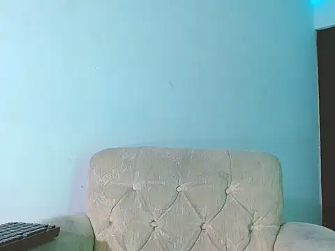 lucydreamm online show from May 21, 1:03 am