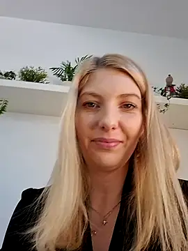 Amitiel Angel online show from January 18, 12:52 pm