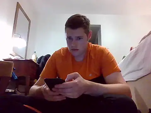 Snapshot of AnalLove1990 chatting on October 6, 10:32 pm AnalLove1990 online show from October 6, 10:32 pm