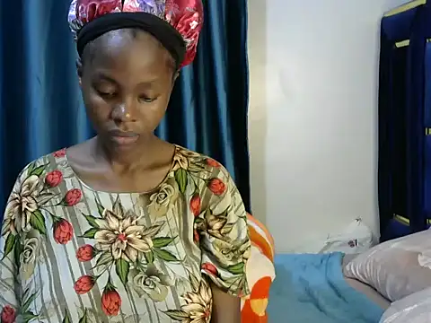 Snapshot of Kababy_love chatting on October 5, 8:54 pm Kababy love online show from October 5, 8:54 pm