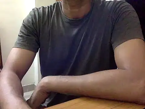 yadavindra85 online show from July 25, 7:53 pm