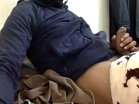 yadavindra85 online show from December 19, 7:27 pm