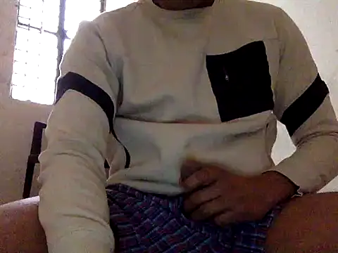 yadavindra85 online show from January 18, 3:54 am