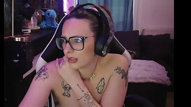 Snapshot of Citron2 chatting on March 11, 1:23 pm Citron2 online show from March 11, 1:23 pm