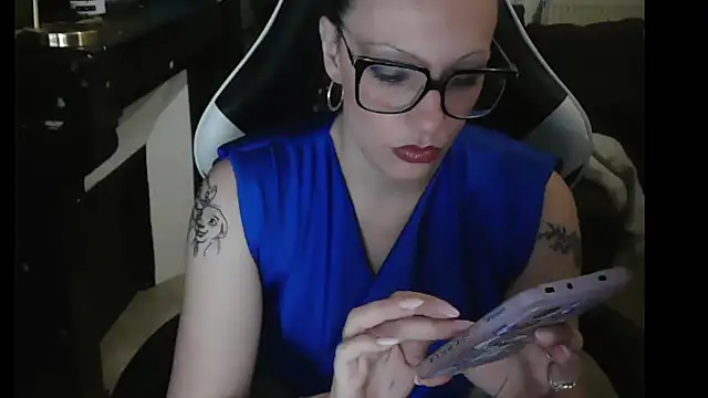 Snapshot of Citron2 chatting on March 11, 10:18 am Citron2 online show from March 11, 10:18 am