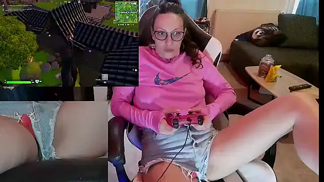 Snapshot of Citron2 chatting on March 4, 1:59 pm Citron2 online show from March 4, 1:59 pm