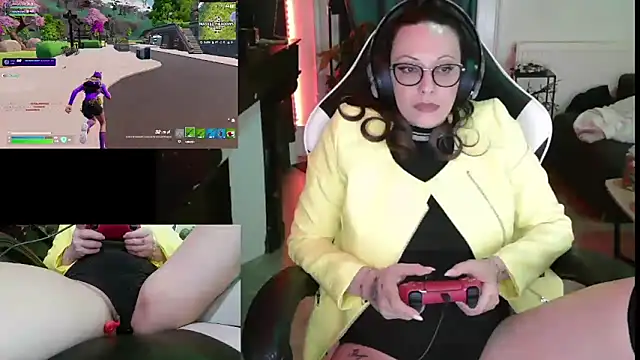 Snapshot of Citron2 chatting on February 27, 7:04 pm Citron2 online show from February 27, 7:04 pm