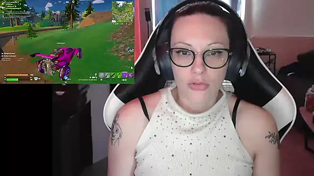 Snapshot of Citron2 chatting on March 2, 3:19 pm Citron2 online show from March 2, 3:19 pm