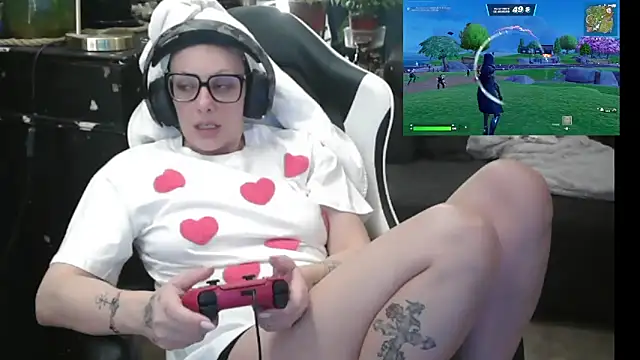 Snapshot of Citron2 chatting on March 19, 7:27 pm Citron2 online show from March 19, 7:27 pm