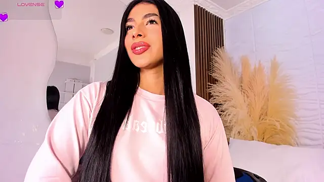 IsabelleFoxx  online show from February 1, 10:30 pm