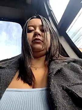 Cristal  04 online show from March 21, 1:04 pm