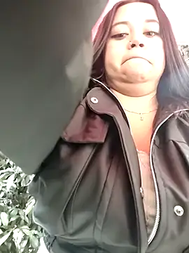 Snapshot of Cristal__04 chatting on June 22, 4:59 pm Cristal 04 online show from June 22, 4:59 pm