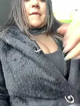 Cristal  04 online show from March 11, 2:55 pm