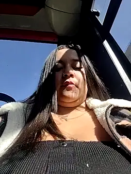 Snapshot of Cristal__04 chatting on May 7, 1:25 pm Cristal 04 online show from May 7, 1:25 pm