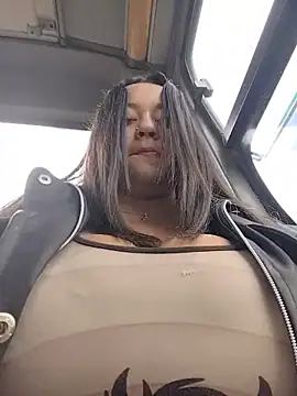 Snapshot of Cristal__04 chatting on June 28, 3:40 pm Cristal 04 online show from June 28, 3:40 pm