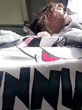 Snapshot of Cristal__04 chatting on June 10, 2:07 pm Cristal 04 online show from June 10, 2:07 pm