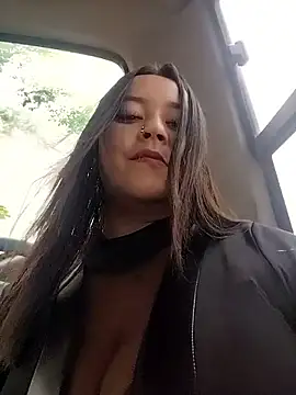 Cristal  04 online show from March 4, 4:15 pm