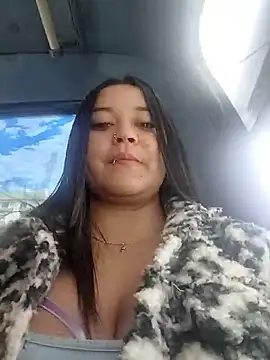 Snapshot of Cristal__04 chatting on May 1, 12:43 pm Cristal 04 online show from May 1, 12:43 pm