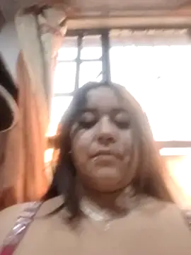 Cristal  04 online show from December 13, 8:04 pm