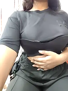 MohiniHott online show from November 22, 6:45 am