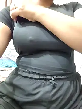MohiniHott online show from June 25, 4:32 am