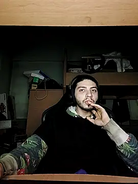 kleineid77 online show from March 31, 9:17 pm