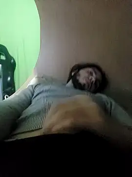 kleineid77 online show from December 18, 3:00 pm