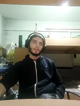 kleineid77 online show from December 9, 11:13 pm