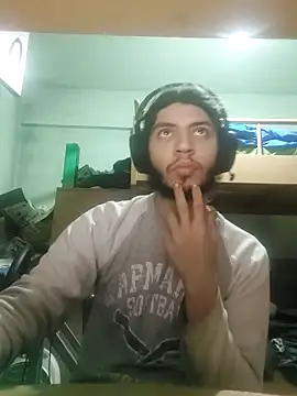 kleineid77 online show from February 22, 7:03 pm