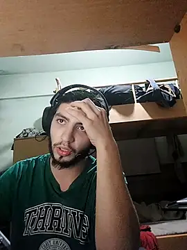 kleineid77 online show from November 24, 10:32 pm