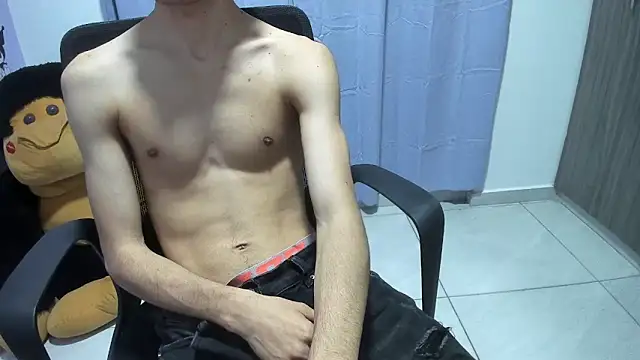 isaaclatino online show from October 27, 6:03 am