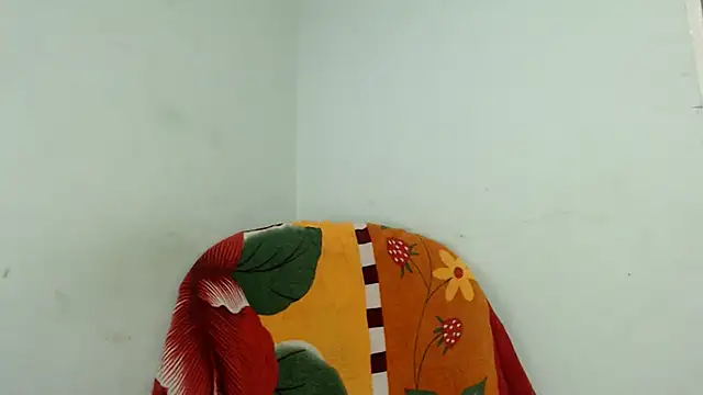 isaaclatino online show from June 6, 3:01 am
