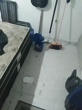 Snapshot of pikalindaxx chatting on February 20, 6:48 am pikalindaxx online show from February 20, 6:48 am