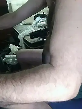 Snapshot of pikalindaxx chatting on February 11, 6:46 am pikalindaxx online show from February 11, 6:46 am