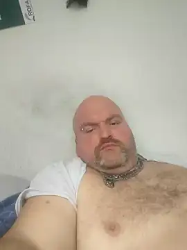 Snapshot of fickmonster2024 chatting on December 15, 9:45 am fickmonster2024 online show from December 15, 9:45 am