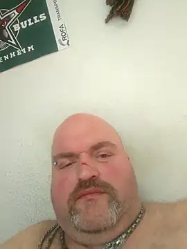 Snapshot of fickmonster2024 chatting on March 7, 11:40 am fickmonster2024 online show from March 7, 11:40 am