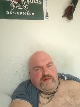 Snapshot of fickmonster2024 chatting on March 22, 9:13 am fickmonster2024 online show from March 22, 9:13 am