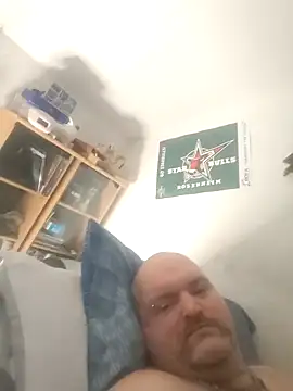 Snapshot of fickmonster2024 chatting on December 16, 5:38 am fickmonster2024 online show from December 16, 5:38 am