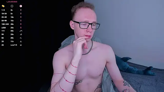 Alex silents online show from May 3, 7:17 pm