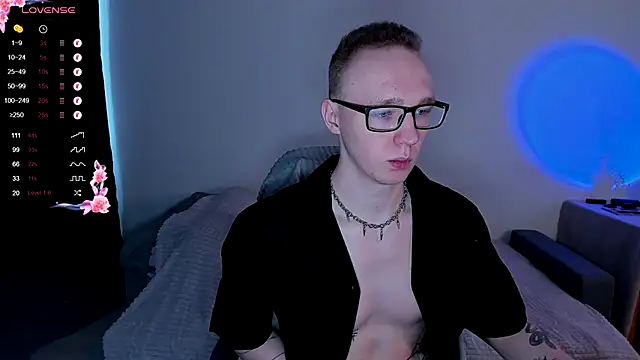 Alex silents online show from November 14, 8:40 am