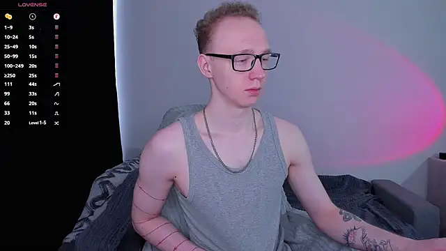 Alex silents online show from May 7, 8:17 am